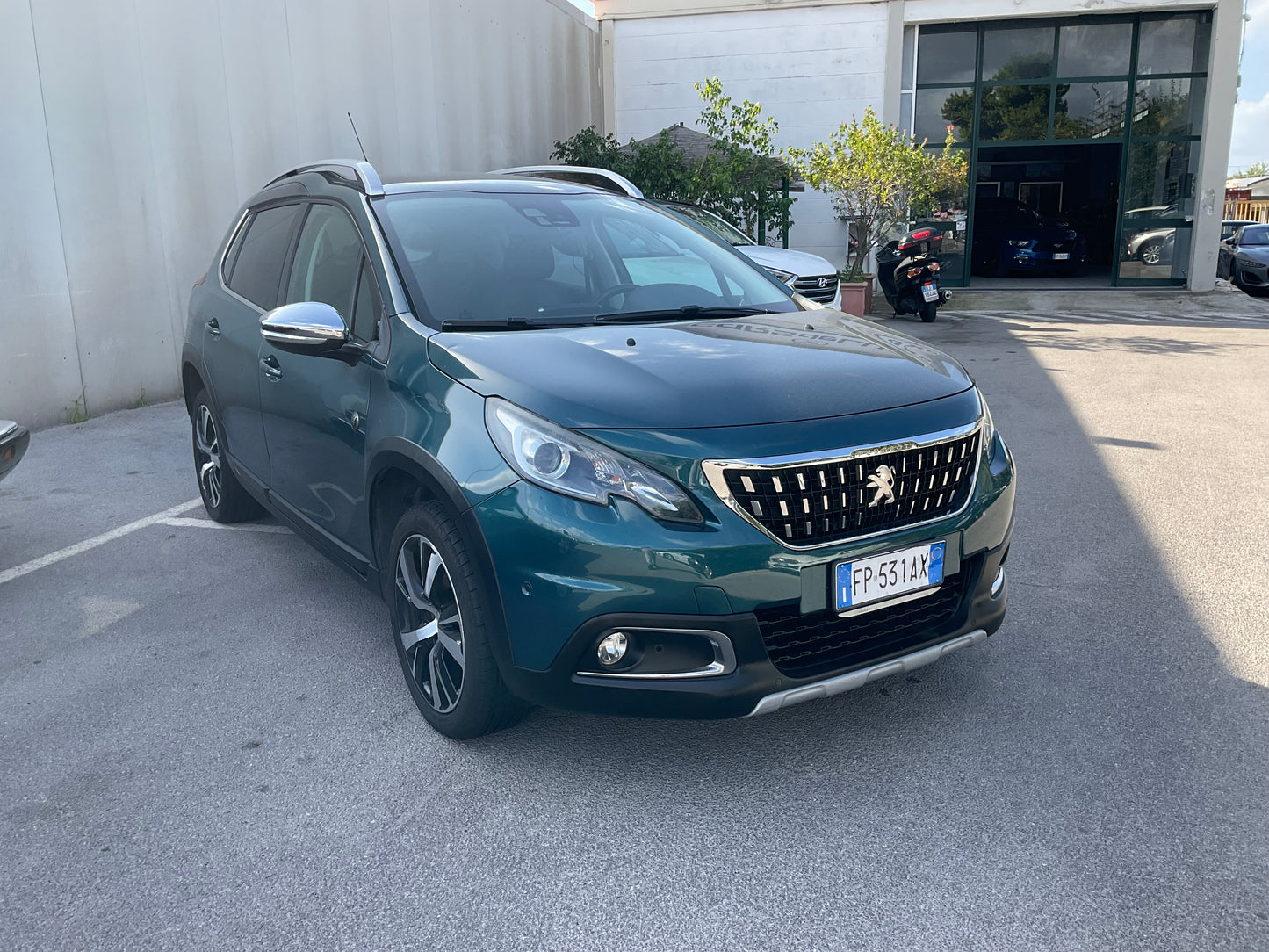 PEUGEOT 2008 1.6 hdi CROSSWAY